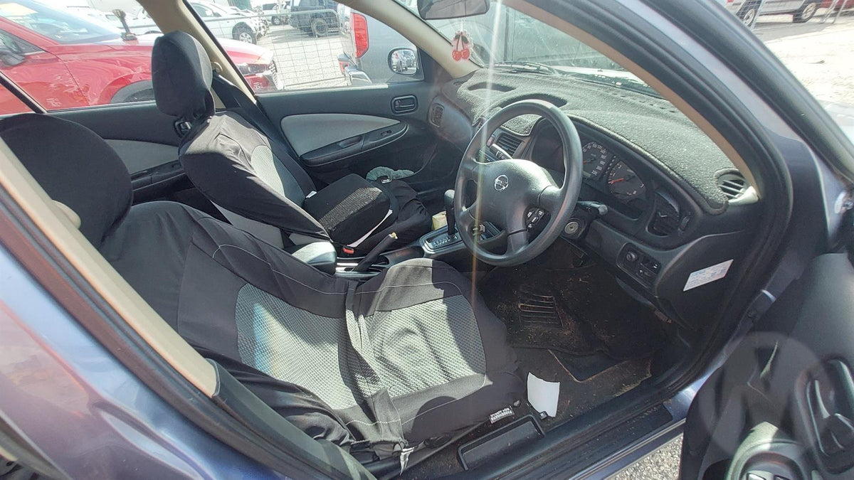 2004 Nissan Pulsar