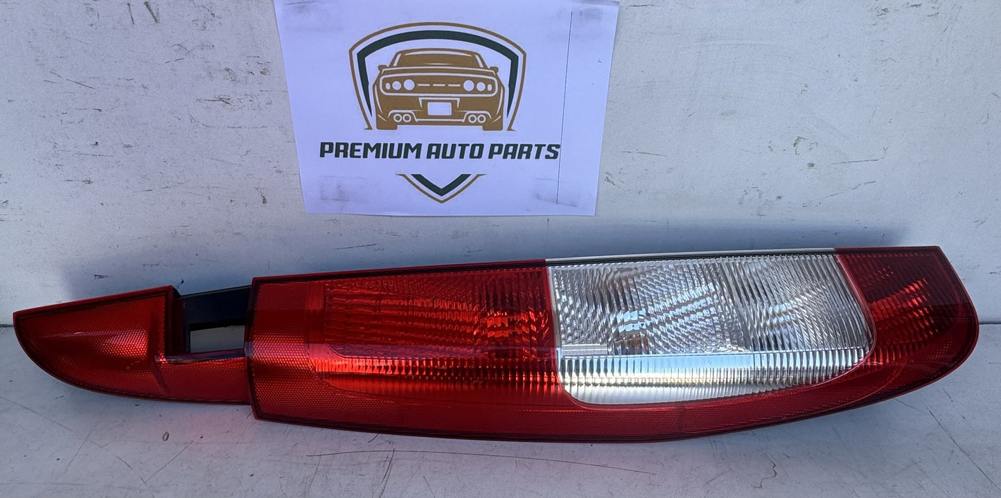 2011  V-Class W639 Left Taillight