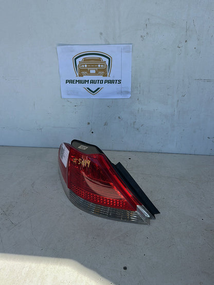 2005 BMW 740i Sedan Left Taillight