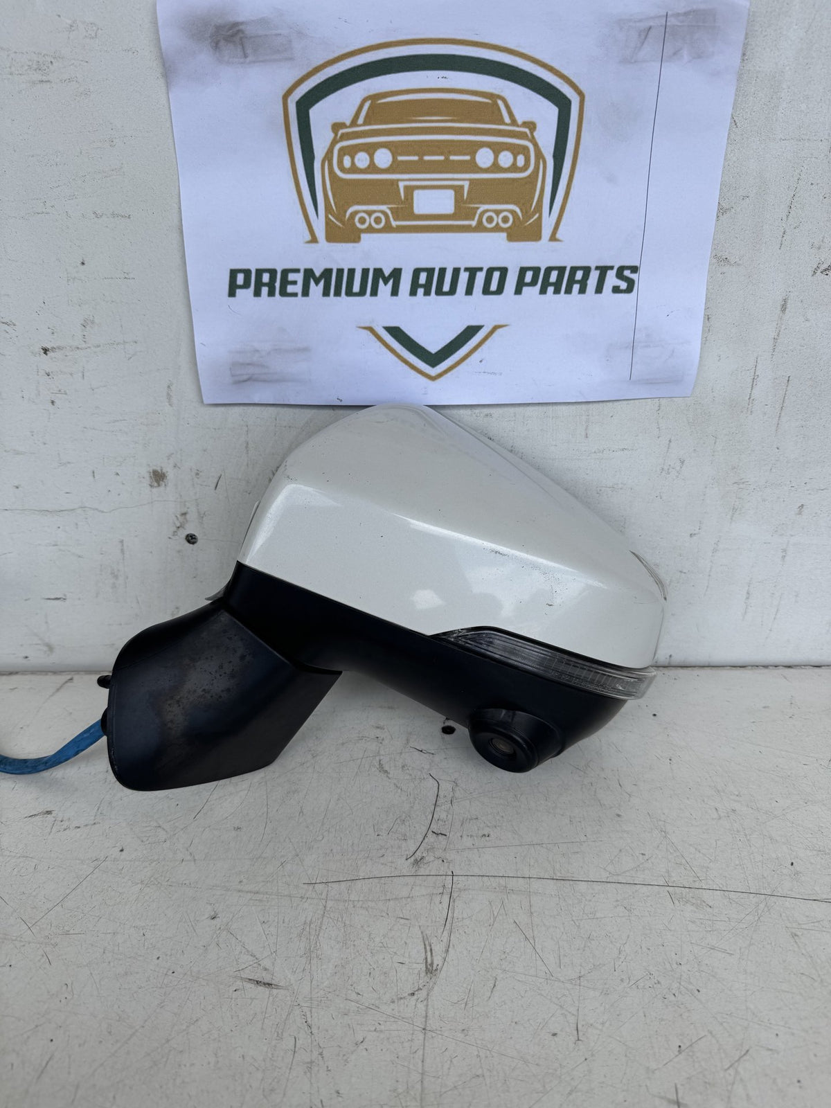 2015 Subaru Liberty Left Door Mirror