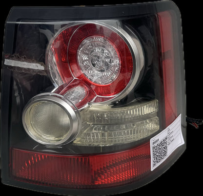 2011 Land Rover Land Rover Station Wagon Right Taillight