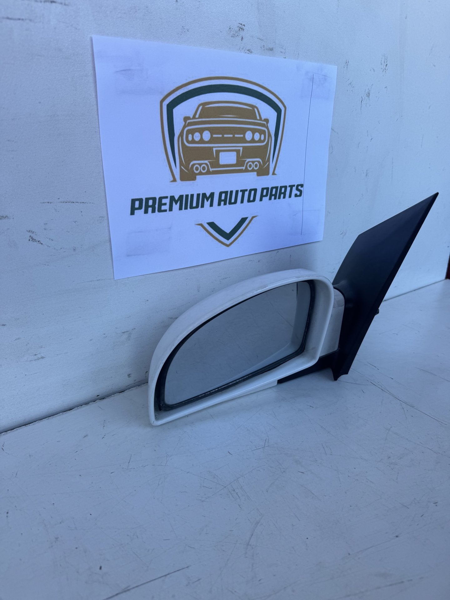 2009  TB Left Door Mirror