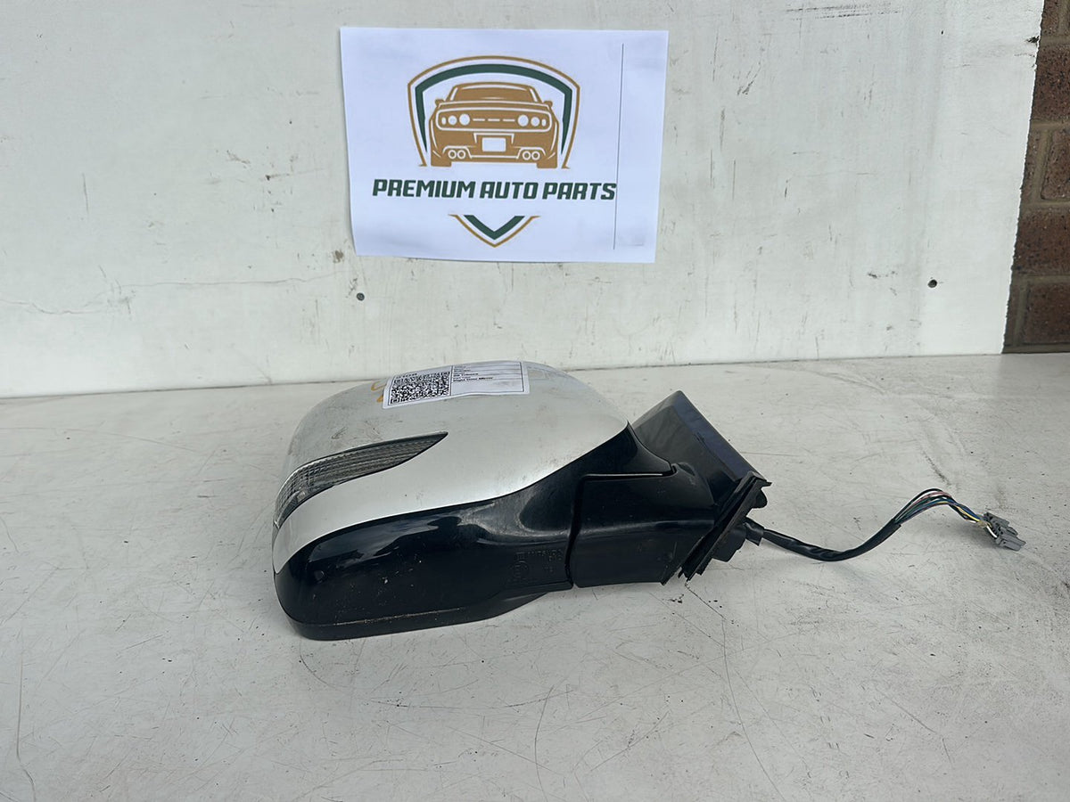 2007 Subaru B9 Tribeca SUV Right Door Mirror
