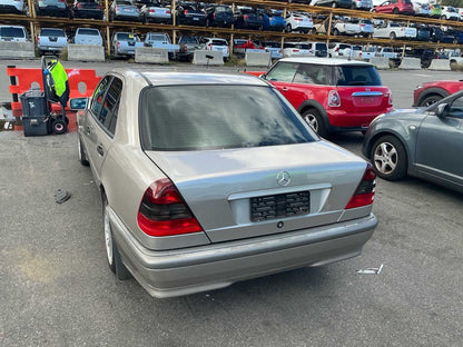 2000 Mercedes-Benz C-Class
