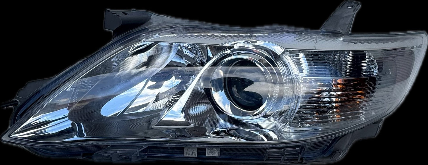 2010  XV40 Left Headlight