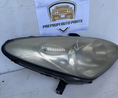 2003   Right Headlight