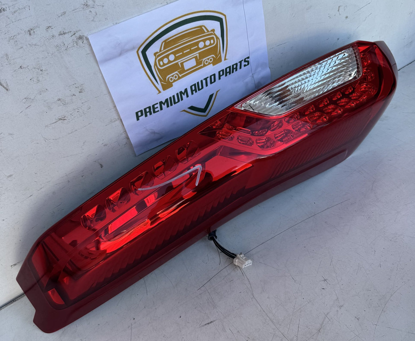 2010   Left Taillight