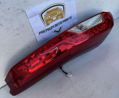 2010   Left Taillight