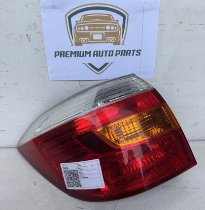 2007  U40 Left Taillight