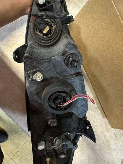 2004 Toyota Camry Camry Sedan Left Headlight 81150YC090
