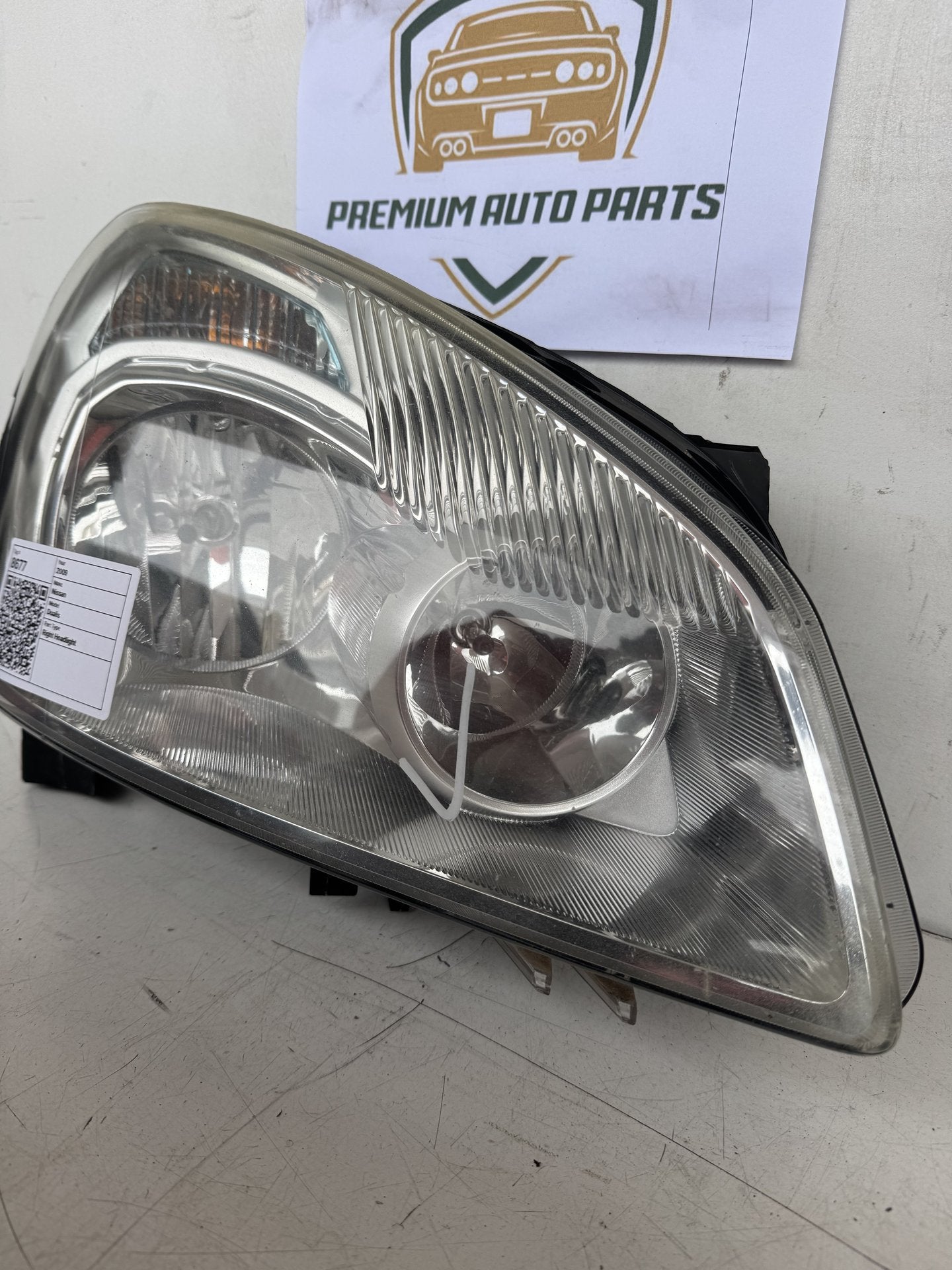 2009 Nissan Dualis Station Wagon Right Headlight