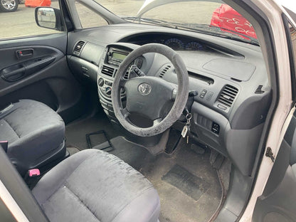 2005 Toyota Tarago GLi R30
