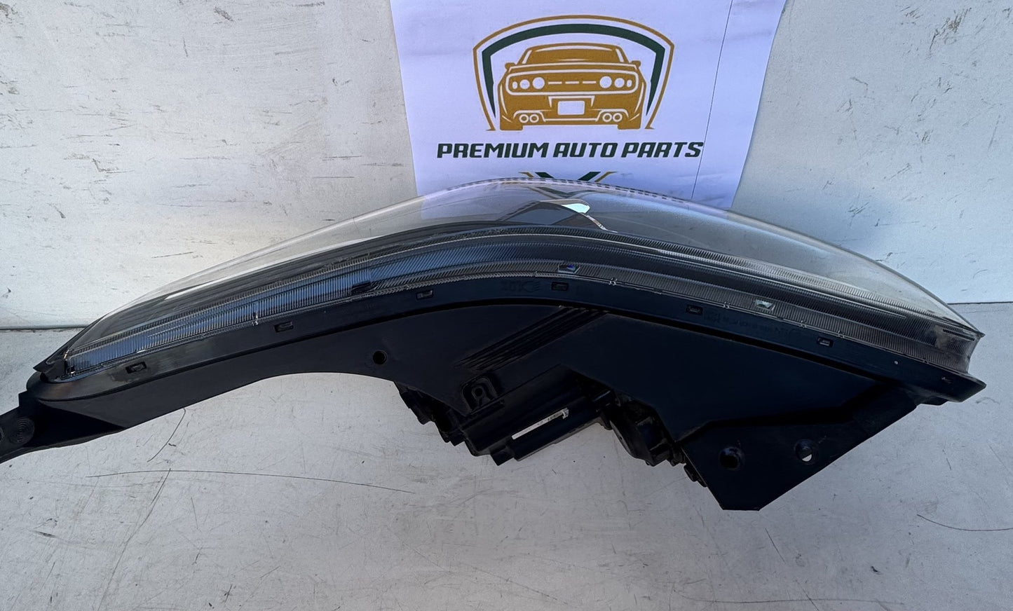 2020   Left Headlight