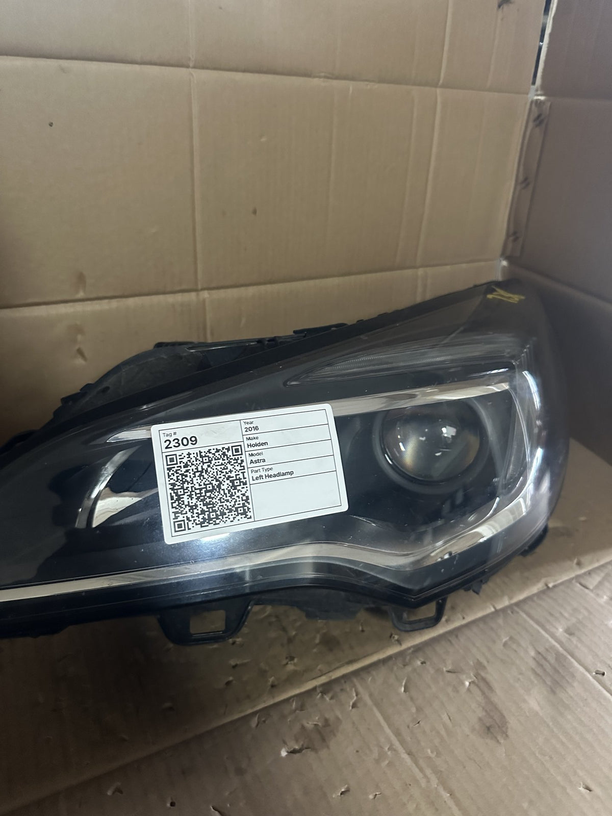 2016 Holden Astra BK Hatchback Left Headlight 01HCR11834