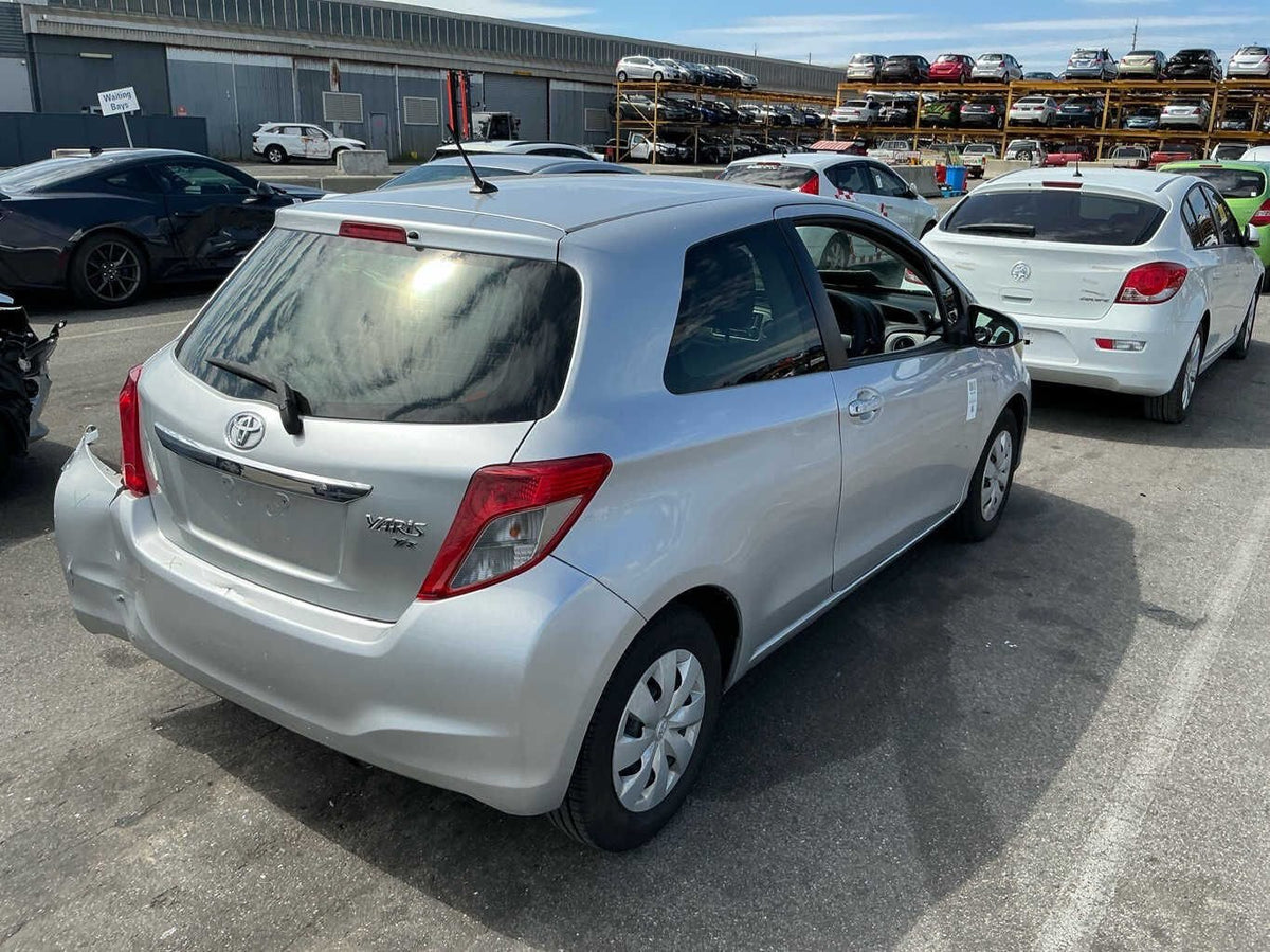 2013 Toyota Yaris YR P130
