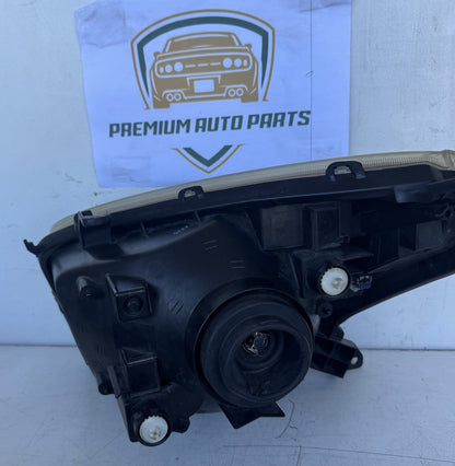 2002 Toyota RAV4 SUV Right Headlight