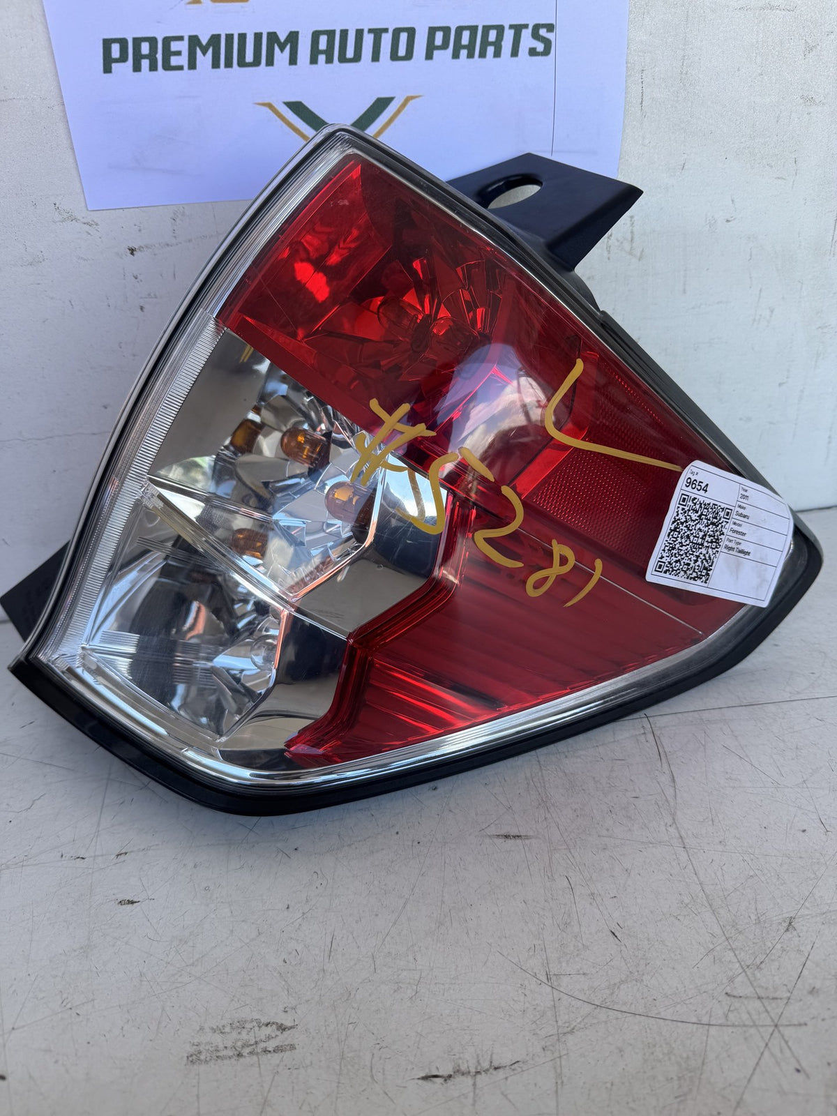 2011 Subaru Forester Right Taillight