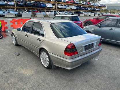 2000 Mercedes-Benz C-Class
