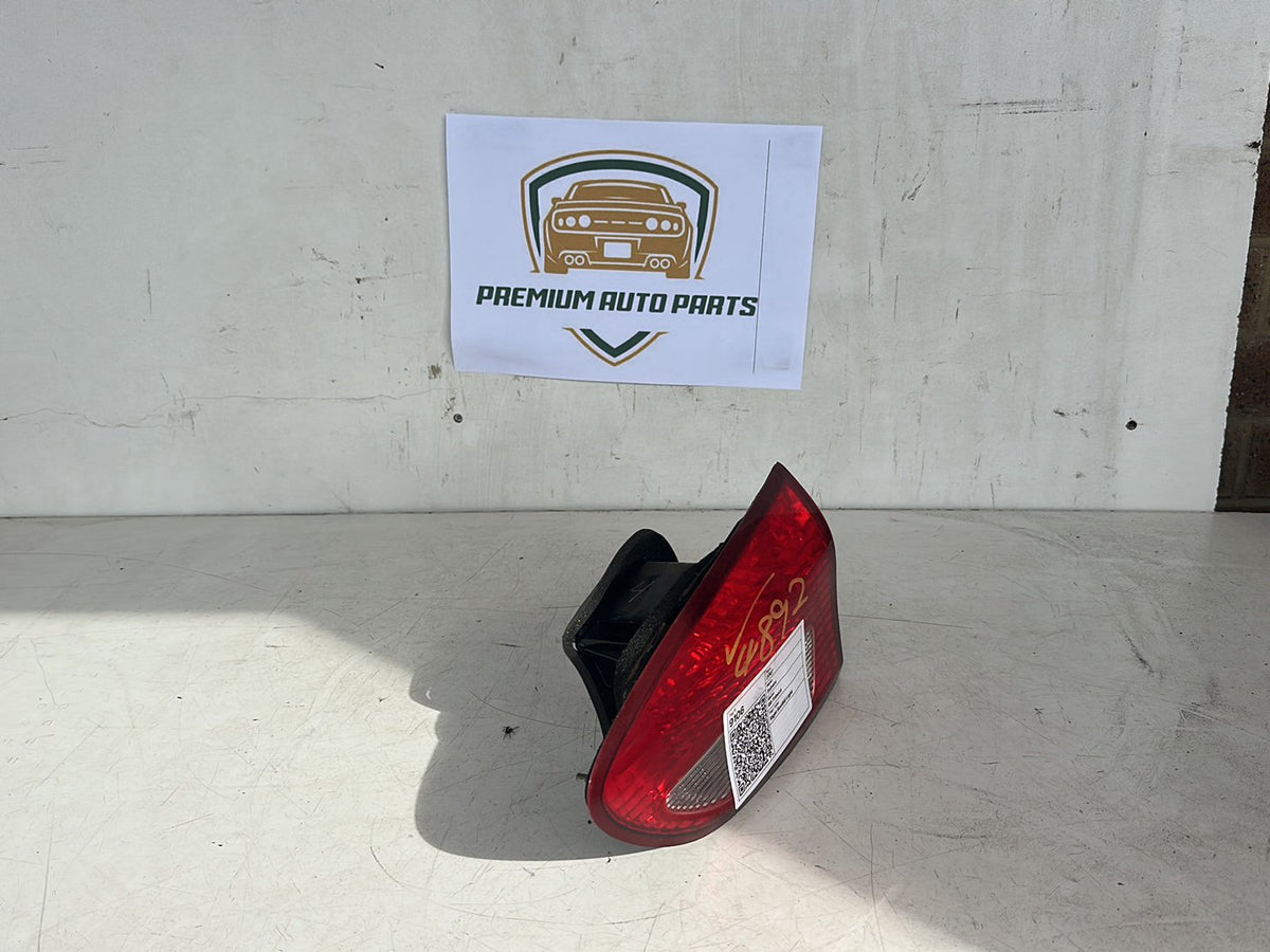 2007 Subaru B9 Tribeca SUV Right Bootlid Light