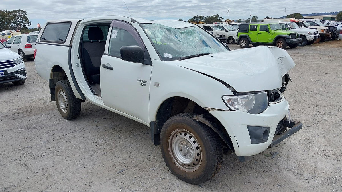 2010 Mitsubishi Triton KA*T