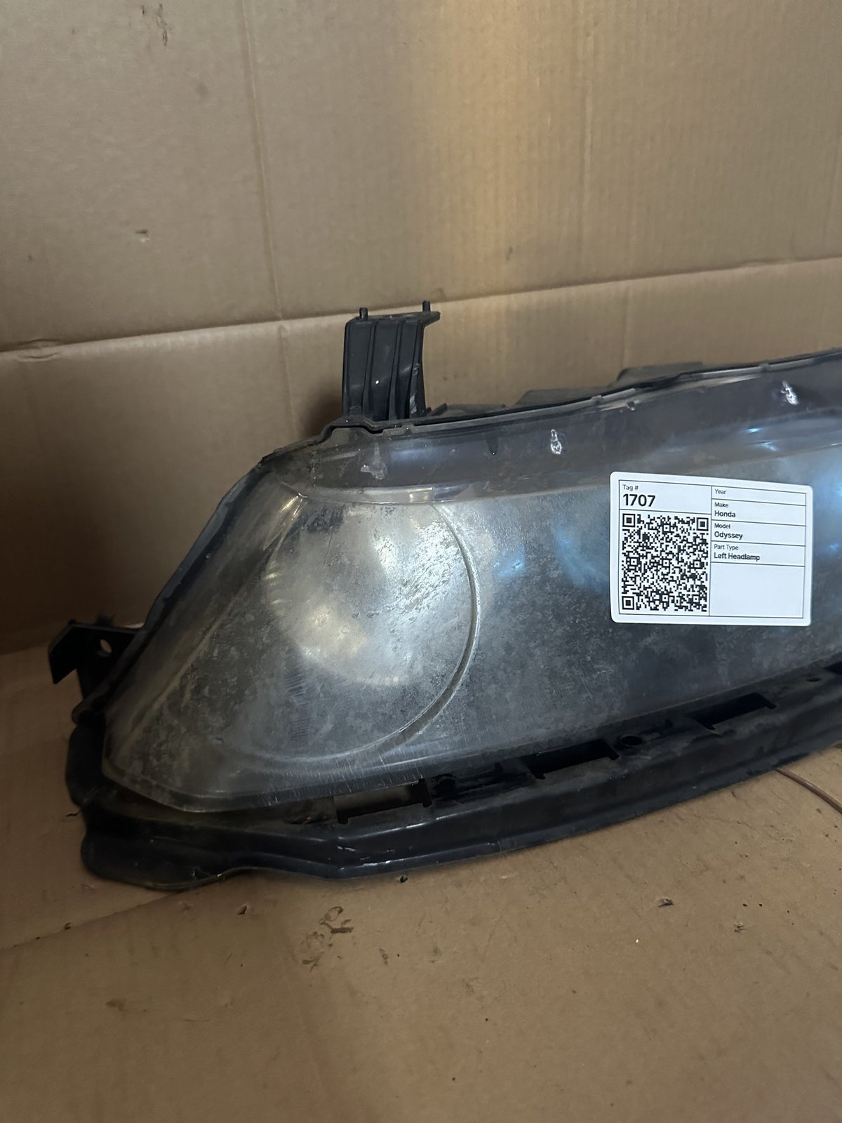 Honda Odyssey Left Headlight