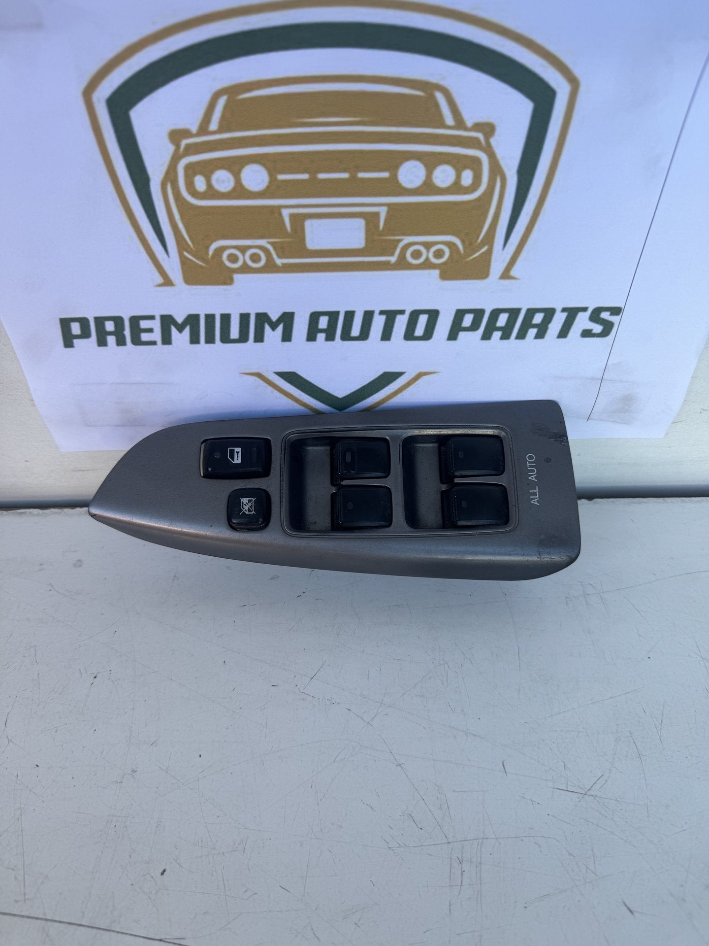 2003   Power Window Switch