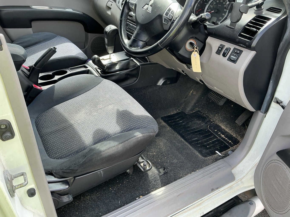 2010 Mitsubishi Triton GLX-R MN