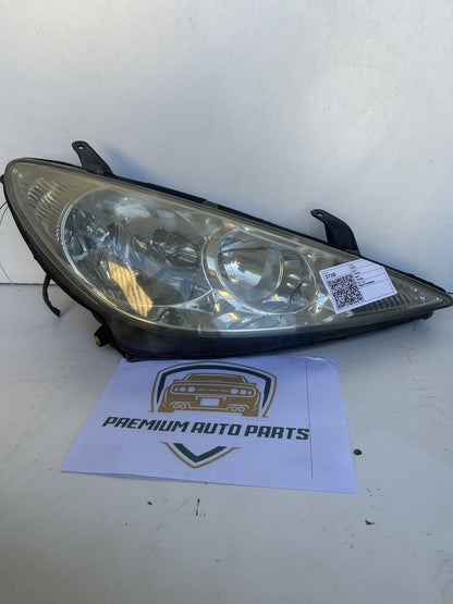 2005 Toyota Tarago R30 Station Wagon Right Headlight KOITO 28-163