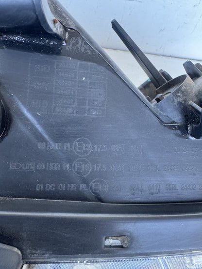 2016 Kia Cerato YD Sedan Right Headlight