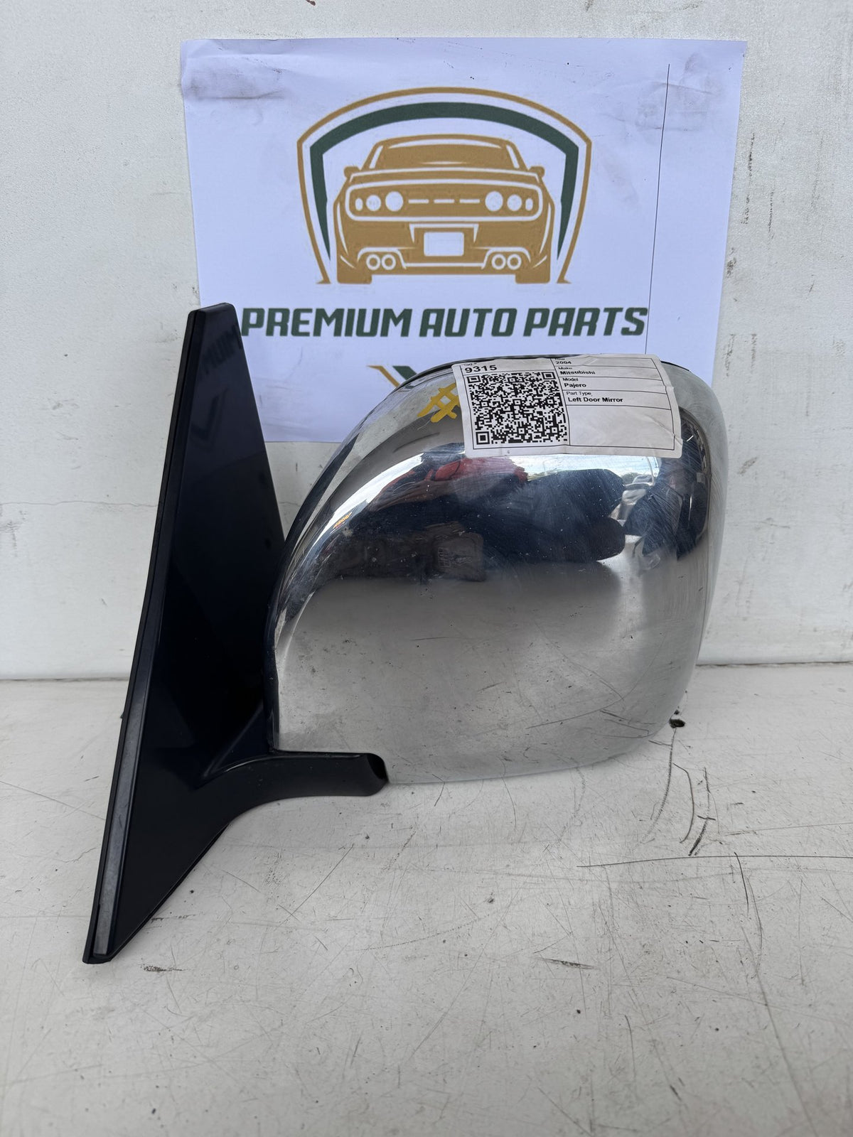 2004 Mitsubishi Pajero NP Station Wagon Left Door Mirror