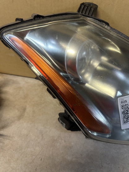 2010 Nissan Murano - Right Headlight