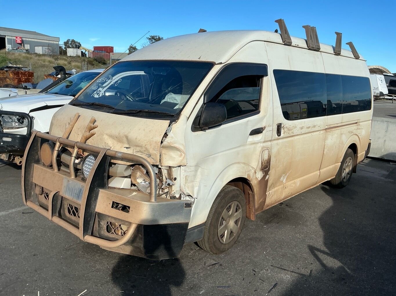 2015 Toyota Hiace Commuter H200