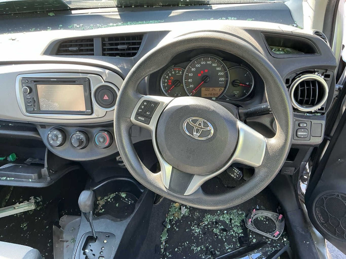2013 Toyota Yaris YR P130