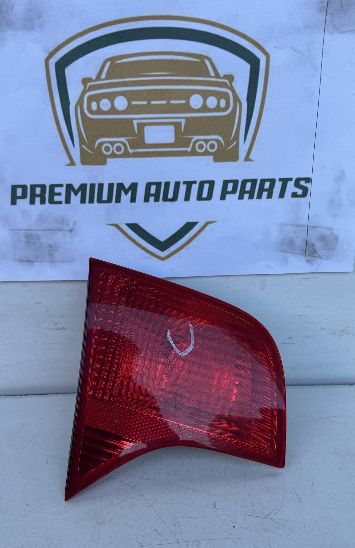 2008  B7 Left Bootlid Light