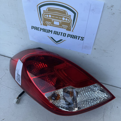 2014   Left Taillight