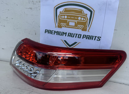 2011 Toyota Camry XV40 Sedan Right Taillight HELLA 06-184