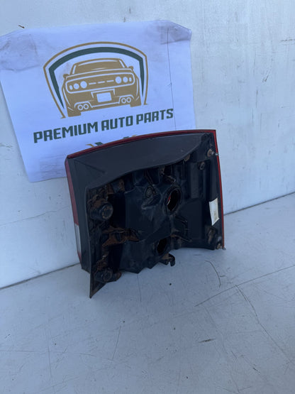 2014 Kia Sorento XM Station Wagon Left Taillight
