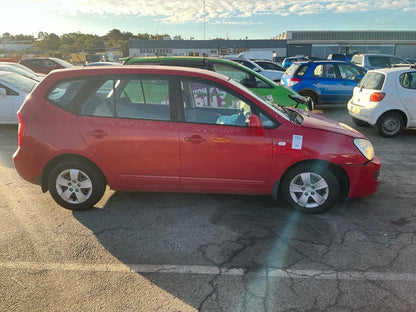 2010 Kia Rondo  III UNStation Wagon 
Kia
Rondo