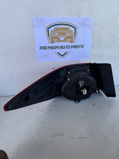 Subaru Legacy Right Taillight koito 220-60231