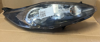 2010 Ford Fiesta - Right Headlight