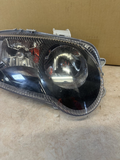 2003 Alfa Romeo 147 - Right Headlight