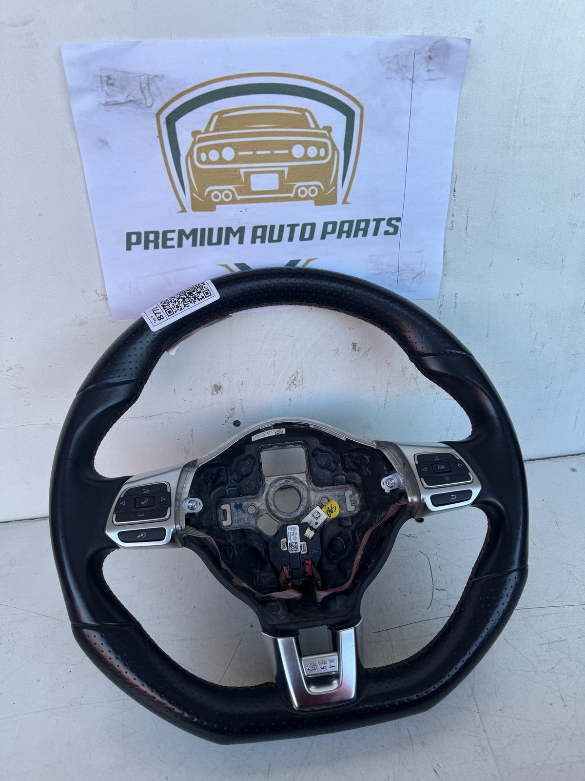 2010 Volkswagen Golf MK6- 5K Station Wagon Steering Wheel