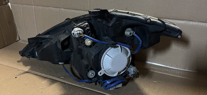2010 Nissan Murano - Right Headlight