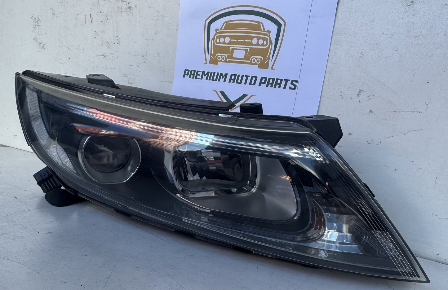2015  TF Right Headlight