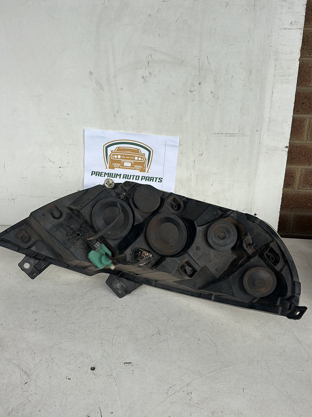 2016 Renault Master Cargo Van Left Headlight