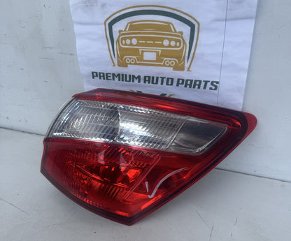 2010   Right Taillight