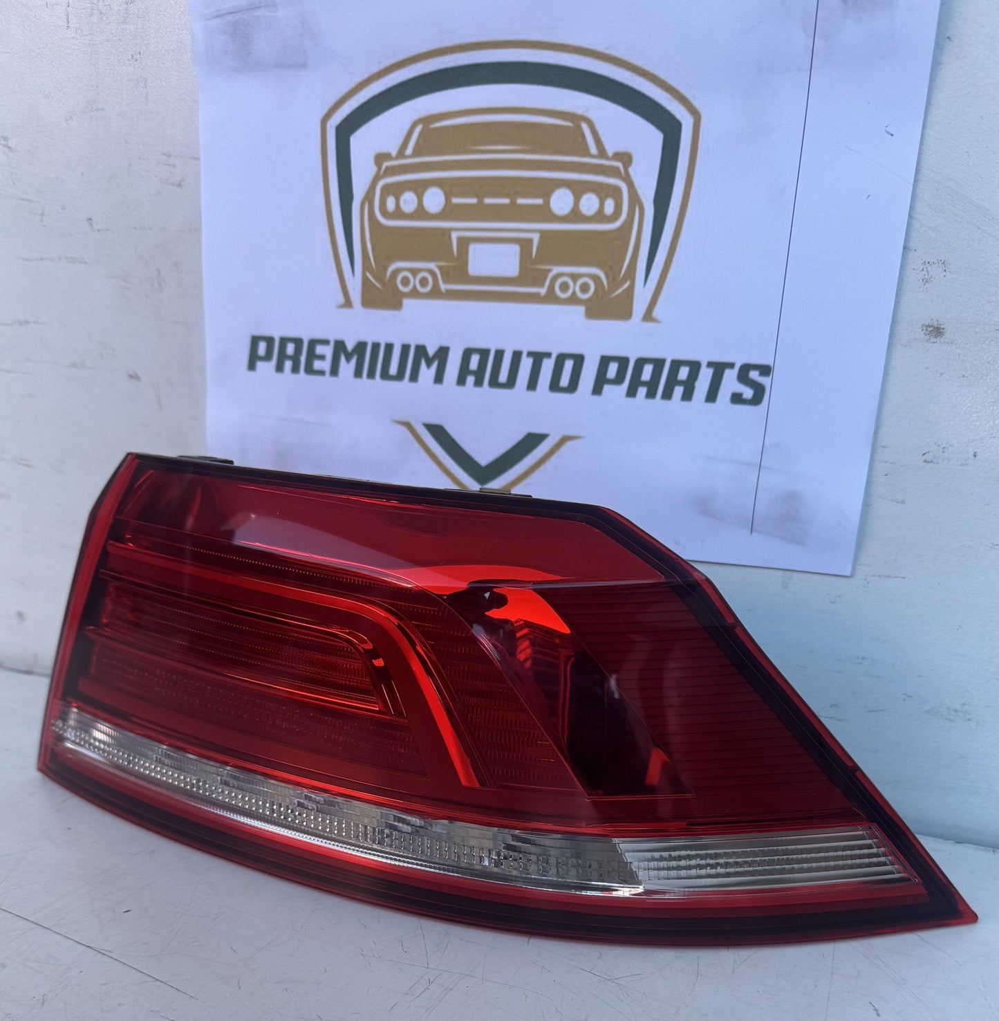 2018   Right Taillight