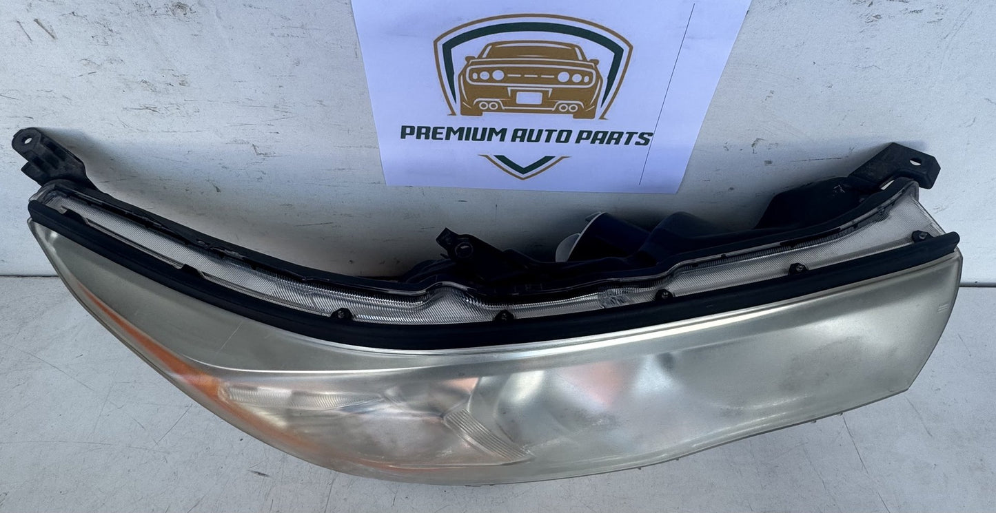2015  U50 Right Headlight