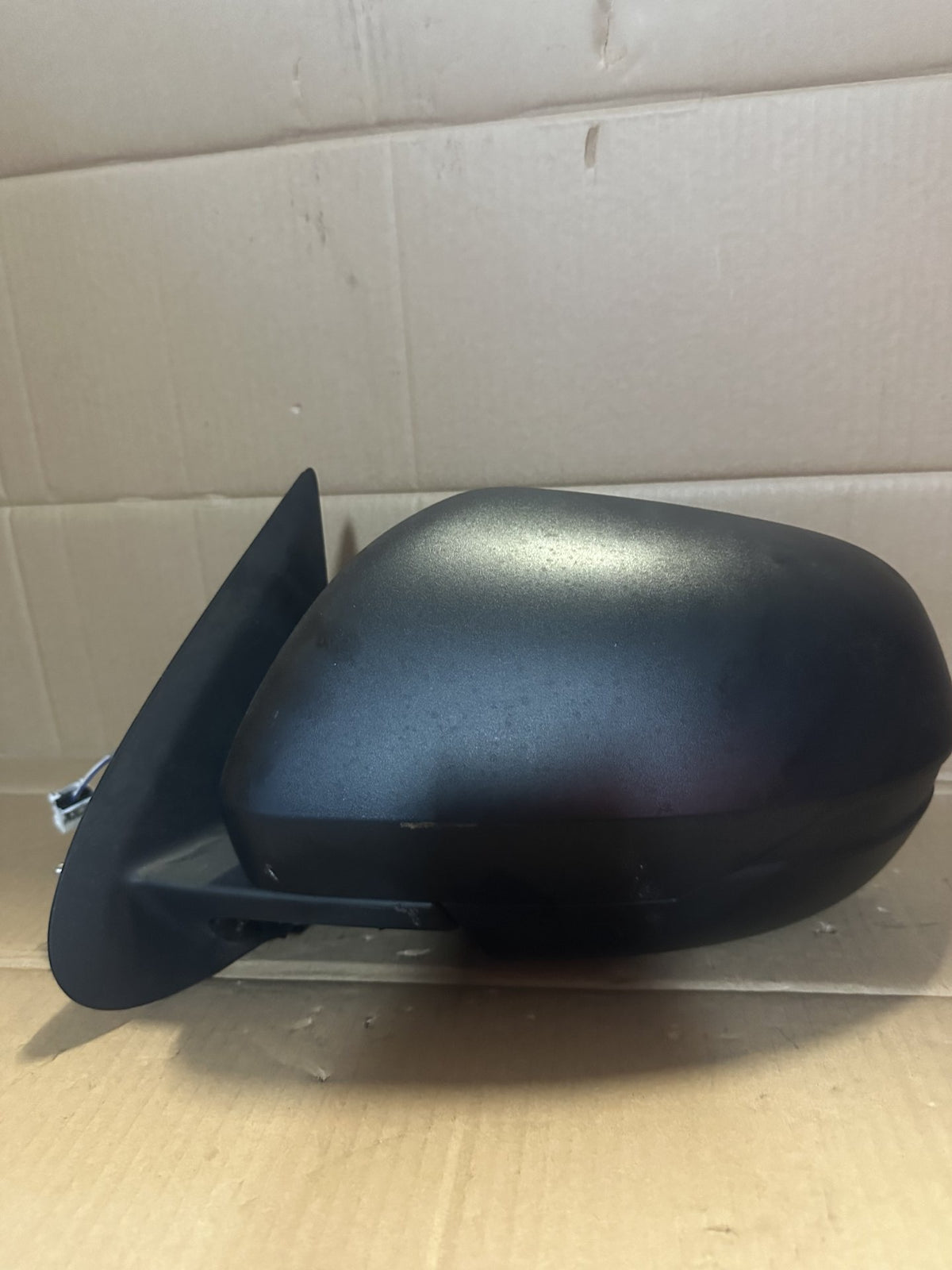 2004-2005 BMW 318i E46 Unknown Left Door Mirror 0411745
