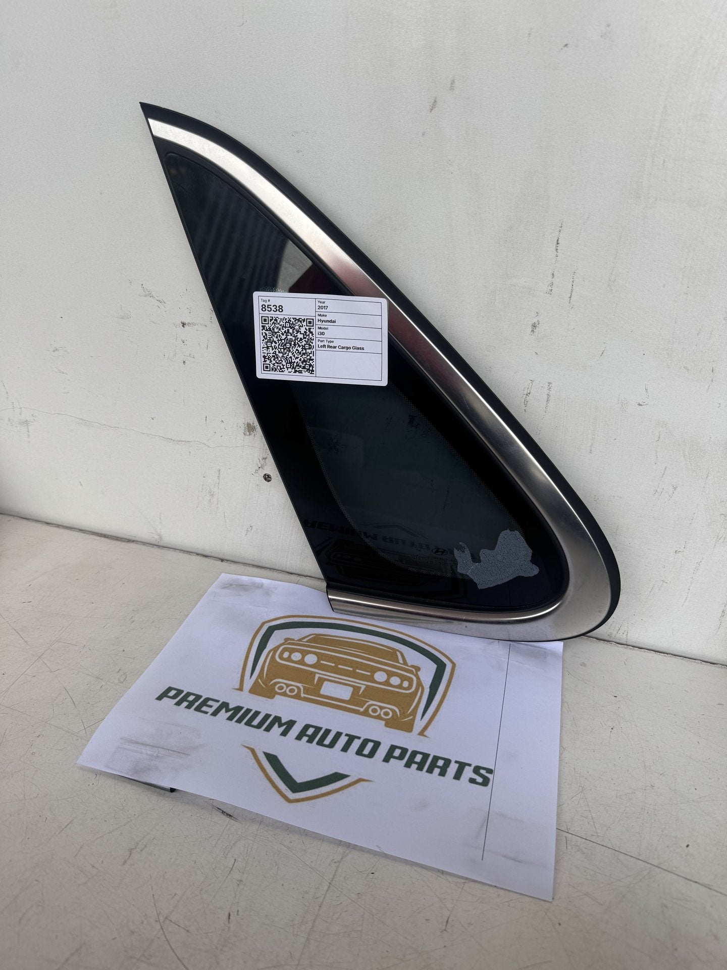 2017 Hyundai i30 Hatchback Left Rear Cargo Glass